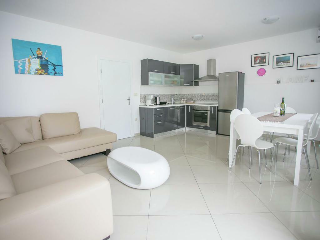 Sesar Apartments Krk - No. 3 Cvita Крк Экстерьер фото
